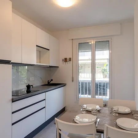 Apartman Les Fleurs Pool *